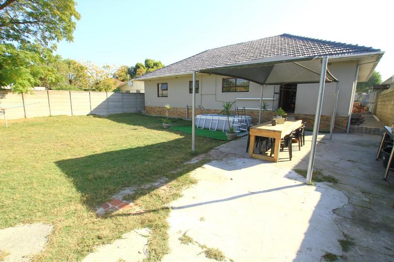 3 Bedroom Property for Sale in Shirley Park Western Cape